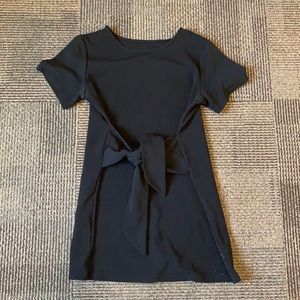 Black tie waist dress, size L